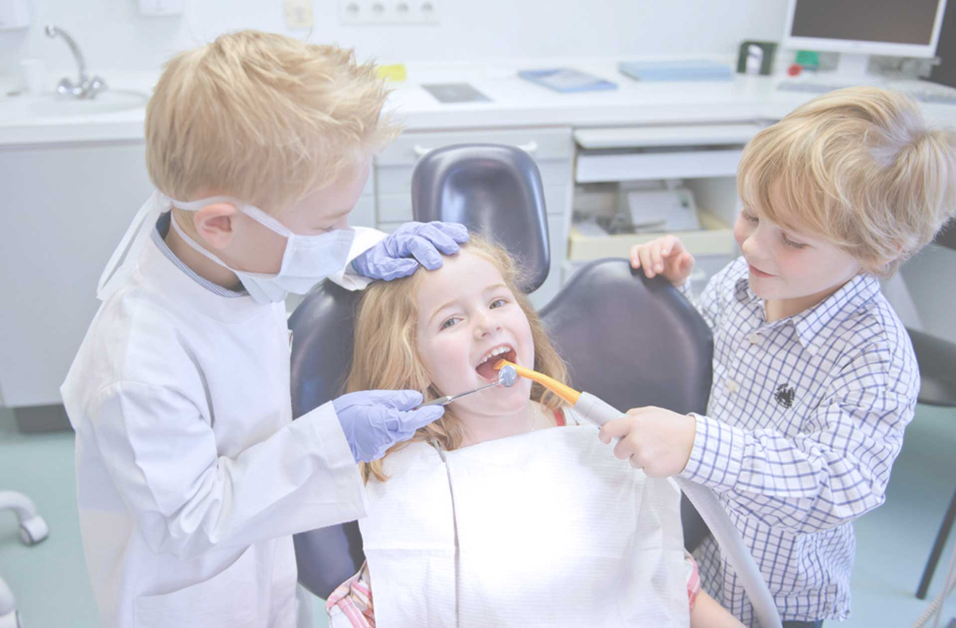 Bambini dal dentista